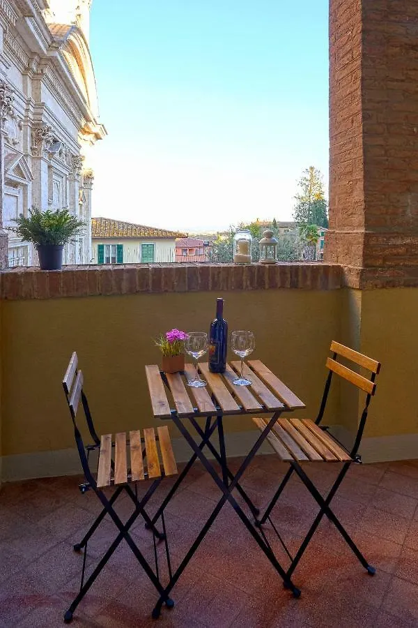 Casa Con Loggiato Residenza Storica シエーナ イタリア