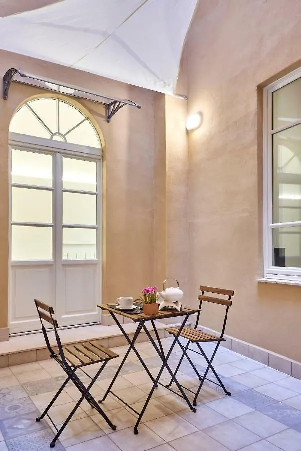 Casa con Loggiato residenza storica Siena 0*,  Italia